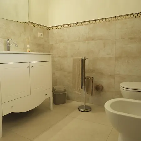 Domus Aurea بيت ضيافة