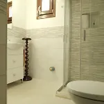 Konukevi Domus Aurea 3*