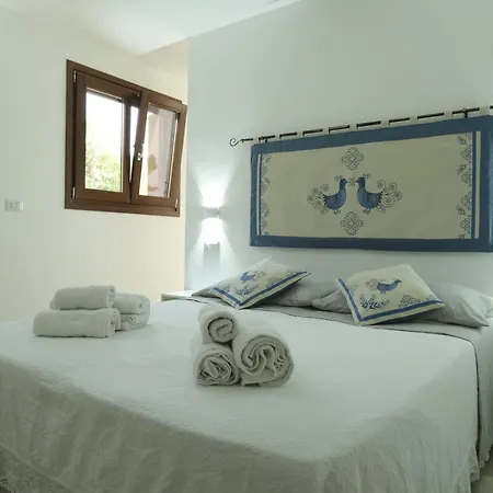 Domus Aurea بيت ضيافة ألغيرو